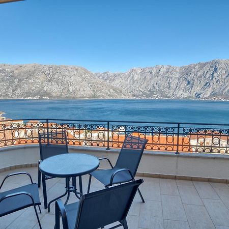 Luxurious 3-Bedroom Apartment By Mn Property Κότορ Εξωτερικό φωτογραφία
