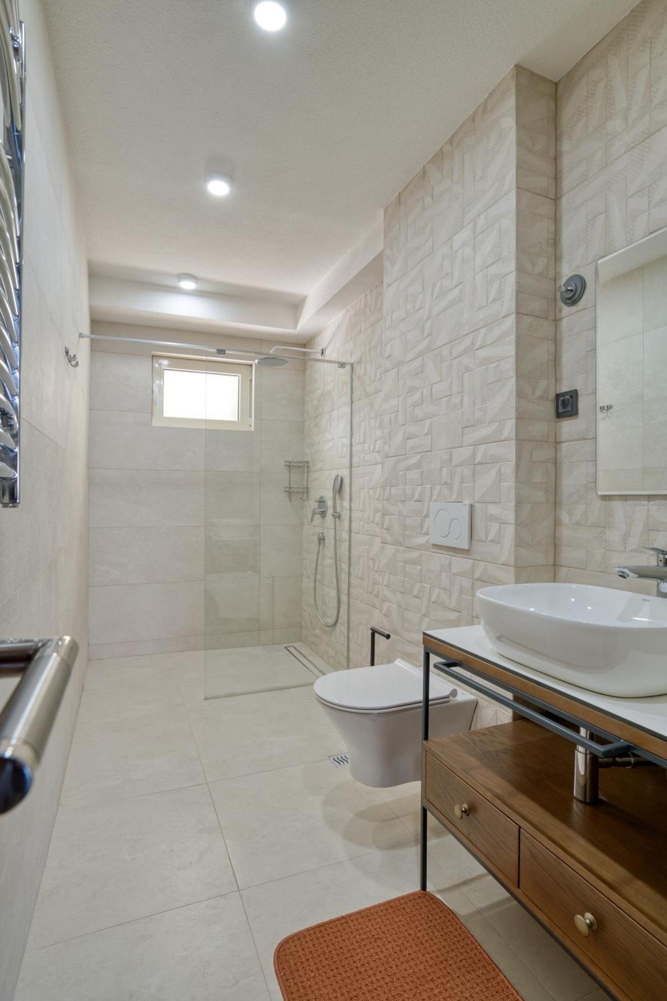Luxurious 3-Bedroom Apartment By Mn Property Κότορ Εξωτερικό φωτογραφία