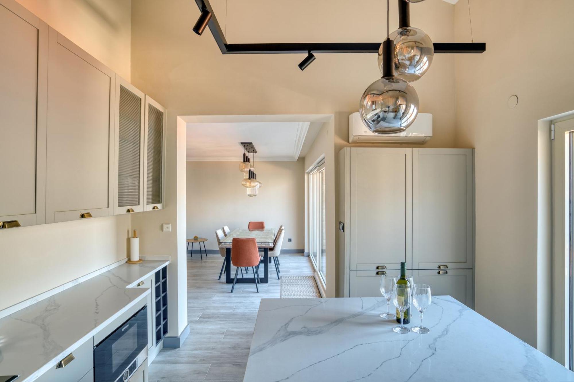 Luxurious 3-Bedroom Apartment By Mn Property Κότορ Εξωτερικό φωτογραφία